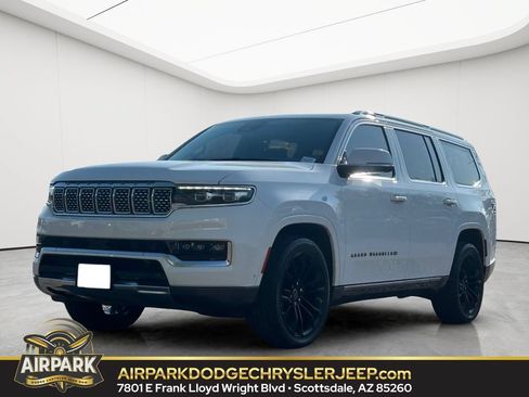 Certified 2022 Jeep Grand Wagoneer Series III w/ Flexible Seating Group AWD/4WD image 1