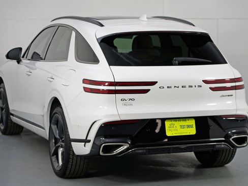 Used 2026 Genesis GV70 3.5T Sport Prestige image 58