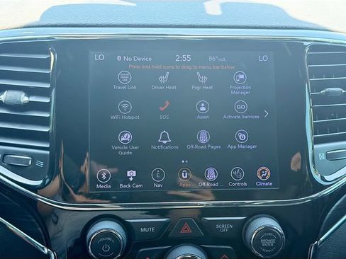 Used 2019 Jeep Grand Cherokee Limited AWD/4WD image 30