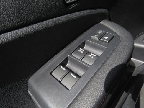 Certified 2025 Honda Ridgeline Black Edition image 22