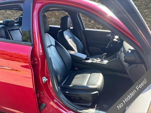 Used 2022 Alfa Romeo Giulia Ti w/ Active Assist Plus Package AWD/4WD image 7