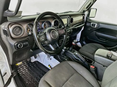Used 2020 Jeep Wrangler Sport AWD/4WD image 29