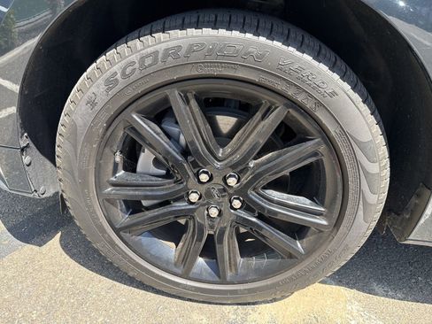 Used 2023 Ford Edge ST-Line AWD/4WD image 16
