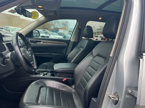 Used 2019 Volkswagen Atlas SEL Premium image 7