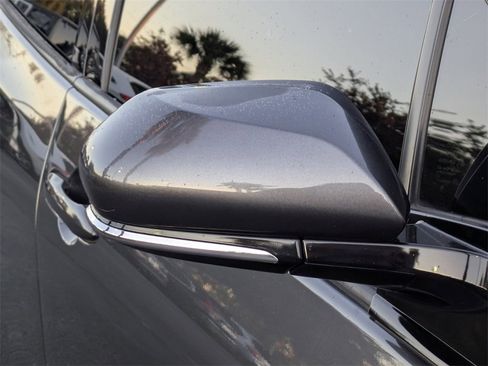 Certified 2020 Toyota Prius Prime LE image 13