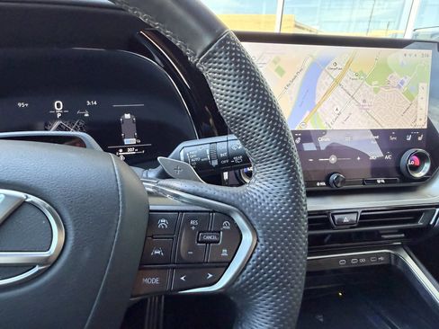 Used 2024 Lexus TX 500h AWD image 30