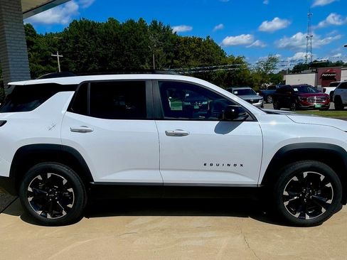 New 2026 Chevrolet Equinox RS w/ Safety and Technology Package image 2