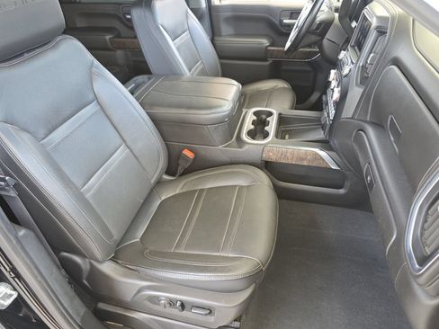 Used 2023 GMC Sierra 2500 Denali w/ Denali Black Diamond Edition AWD/4WD image 27