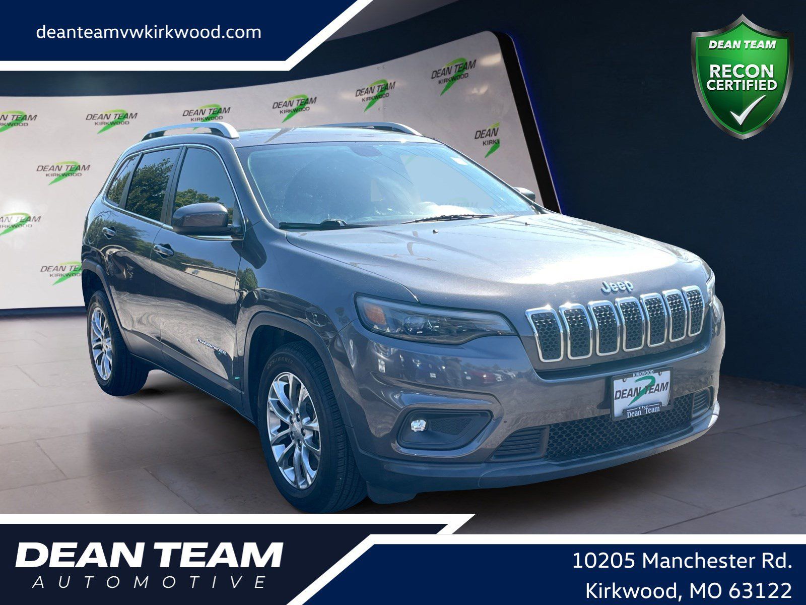 Used 2019 Jeep Cherokee Latitude Plus w/ Comfort/Convenience Group FWD image 1