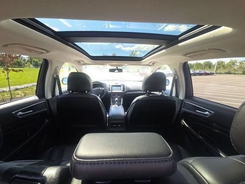 Used 2016 Ford Edge Titanium w/ Equipment Group 301A AWD/4WD image 12
