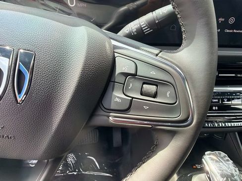 New 2026 Buick Envista Sport Touring FWD image 27