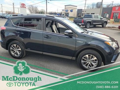 Used 2018 Toyota RAV4 XLE w/ Convenience Package image 4