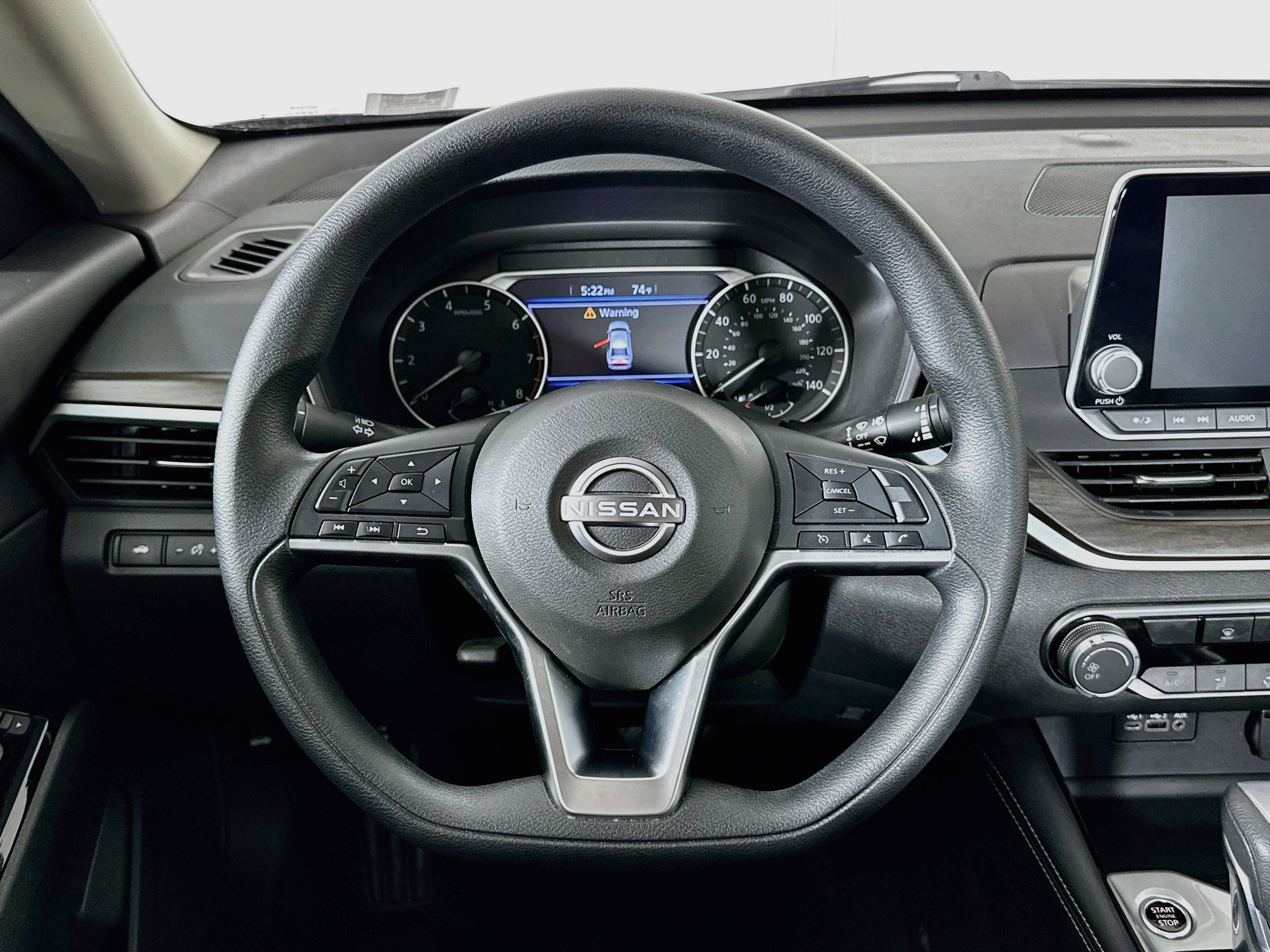 Used 2023 Nissan Altima 2.5 SV FWD image 18