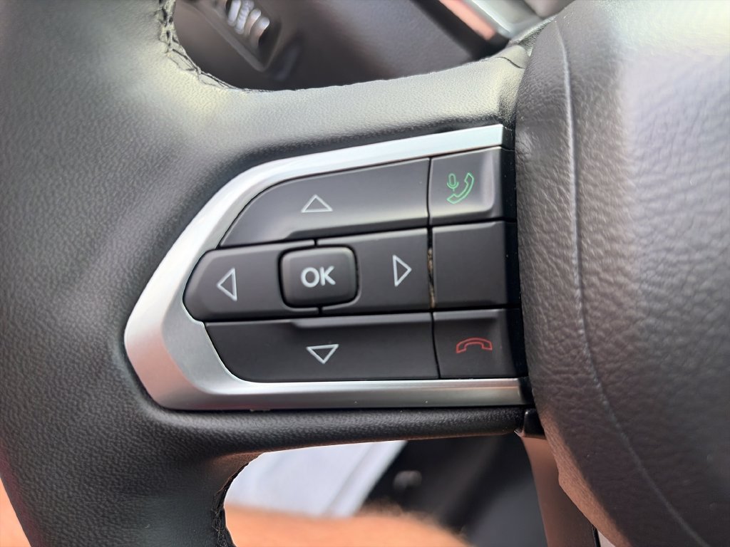 Used 2024 Jeep Compass Limited AWD/4WD image 32