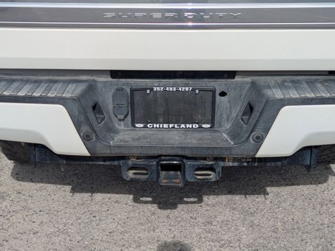 Certified 2021 Ford F250 Platinum w/ FX4 Off-Road Package image 10