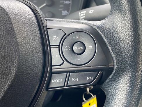 Used 2023 Toyota Corolla LE image 22