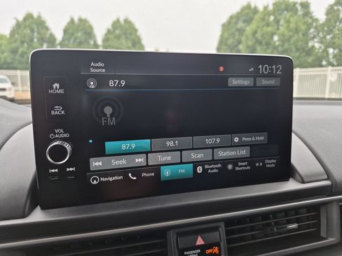 Used 2024 Honda Pilot Elite image 18