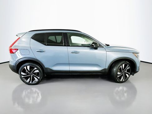 Used 2023 Volvo XC40 B5 Ultimate w/ Protection Package Premier image 8