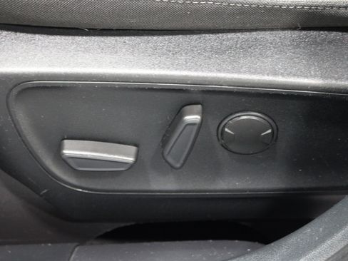 Used 2021 Ford Escape SE w/ Convenience Package FWD image 5