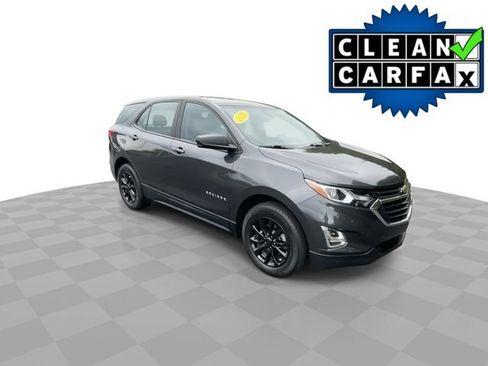 Used 2020 Chevrolet Equinox LS FWD image 2