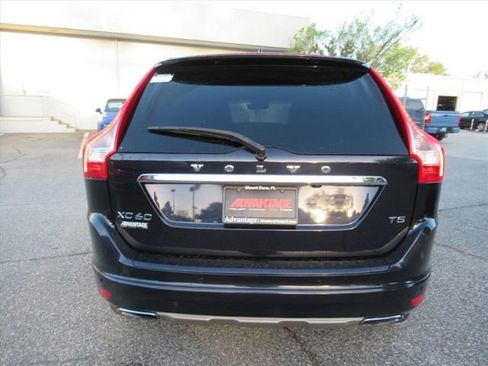 Used 2017 Volvo XC60 T5 Inscription image 6