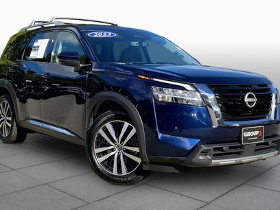 Used 2023 Nissan Pathfinder Platinum