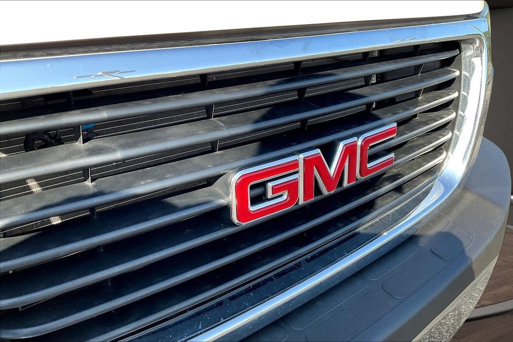 Used 2025 GMC Savana 2500 w/ Driver Convenience Package RWD image 32
