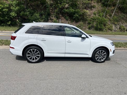 Used 2017 Audi Q7 3.0T Premium Plus AWD/4WD image 10