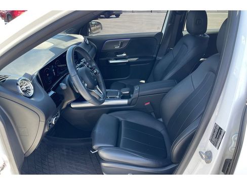 Used 2021 Mercedes-Benz GLA 250 image 11