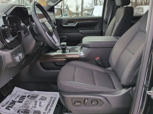 Used 2023 GMC Sierra 1500 Elevation w/ Preferred Package image 21