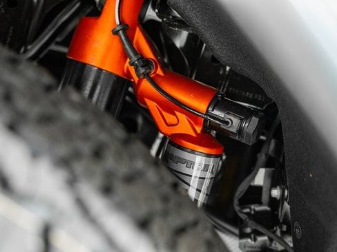 New 2025 Ford Bronco Outer Banks w/ Sasquatch Package image 24