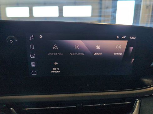 Used 2024 Buick Envista Sport Touring FWD image 16