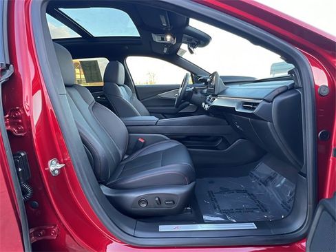 Used 2024 Acura ZDX A-Spec image 32