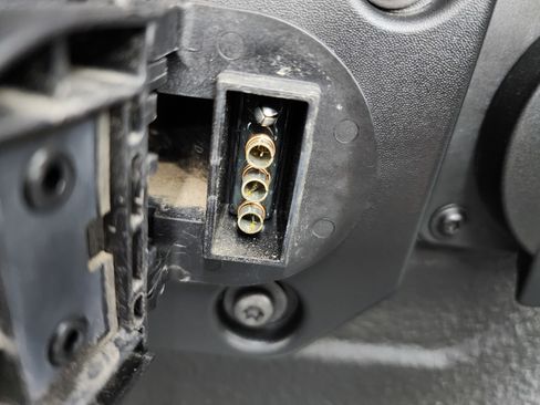 Used 2024 RAM 2500 Laramie w/ Sport Appearance Package image 31