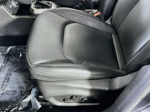 Used 2022 Jeep Renegade Limited AWD/4WD image 19