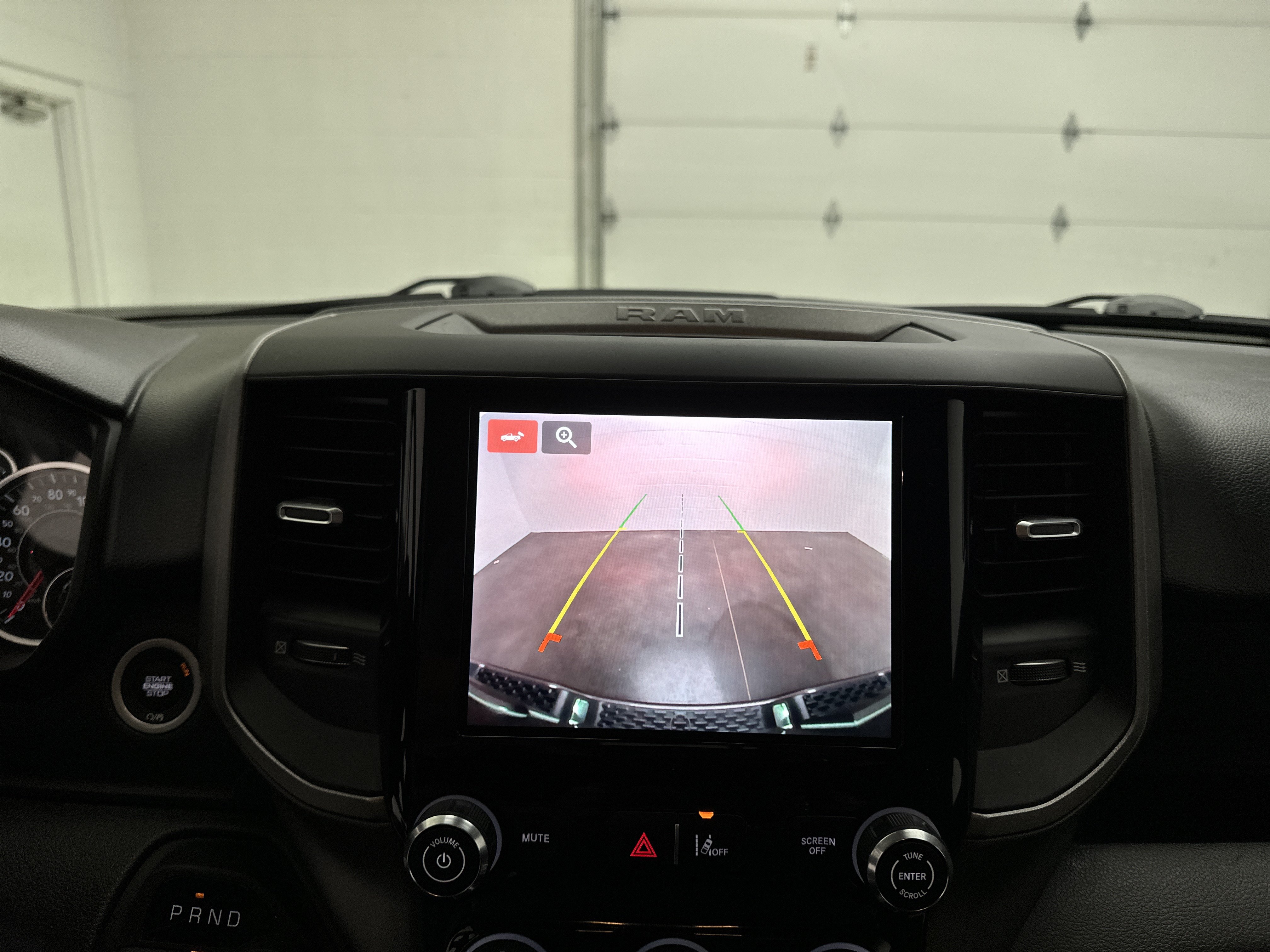 Used 2025 RAM 1500 Tradesman w/ Night Edition AWD/4WD image 34