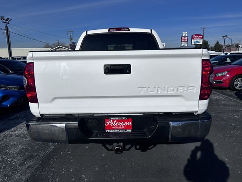 Used 2017 Toyota Tundra SR5 image 8