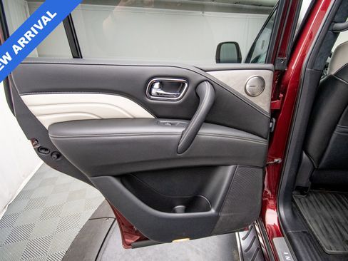 Used 2020 INFINITI QX80 Limited w/ All-Season Package image 26