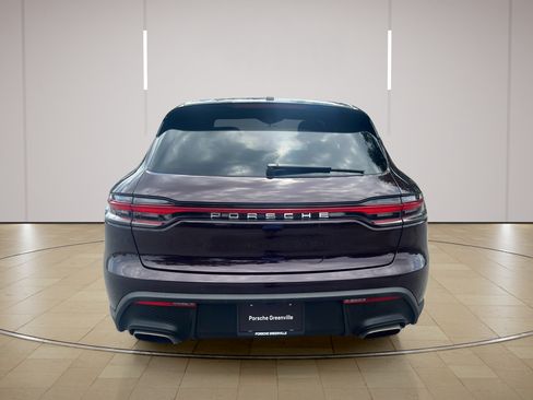 Certified 2023 Porsche Macan AWD/4WD image 6