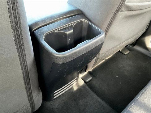 Used 2022 Toyota Tacoma TRD Off-Road image 11