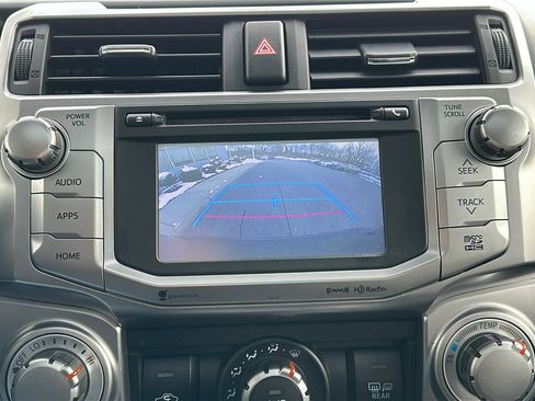 Used 2019 Toyota 4Runner SR5 Premium image 22