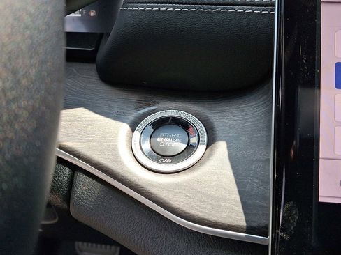 New 2025 Jeep Grand Cherokee Limited w/ Trailer Tow Package image 17