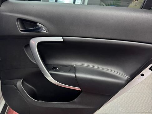 Used 2017 Buick Regal Sport Touring FWD image 24