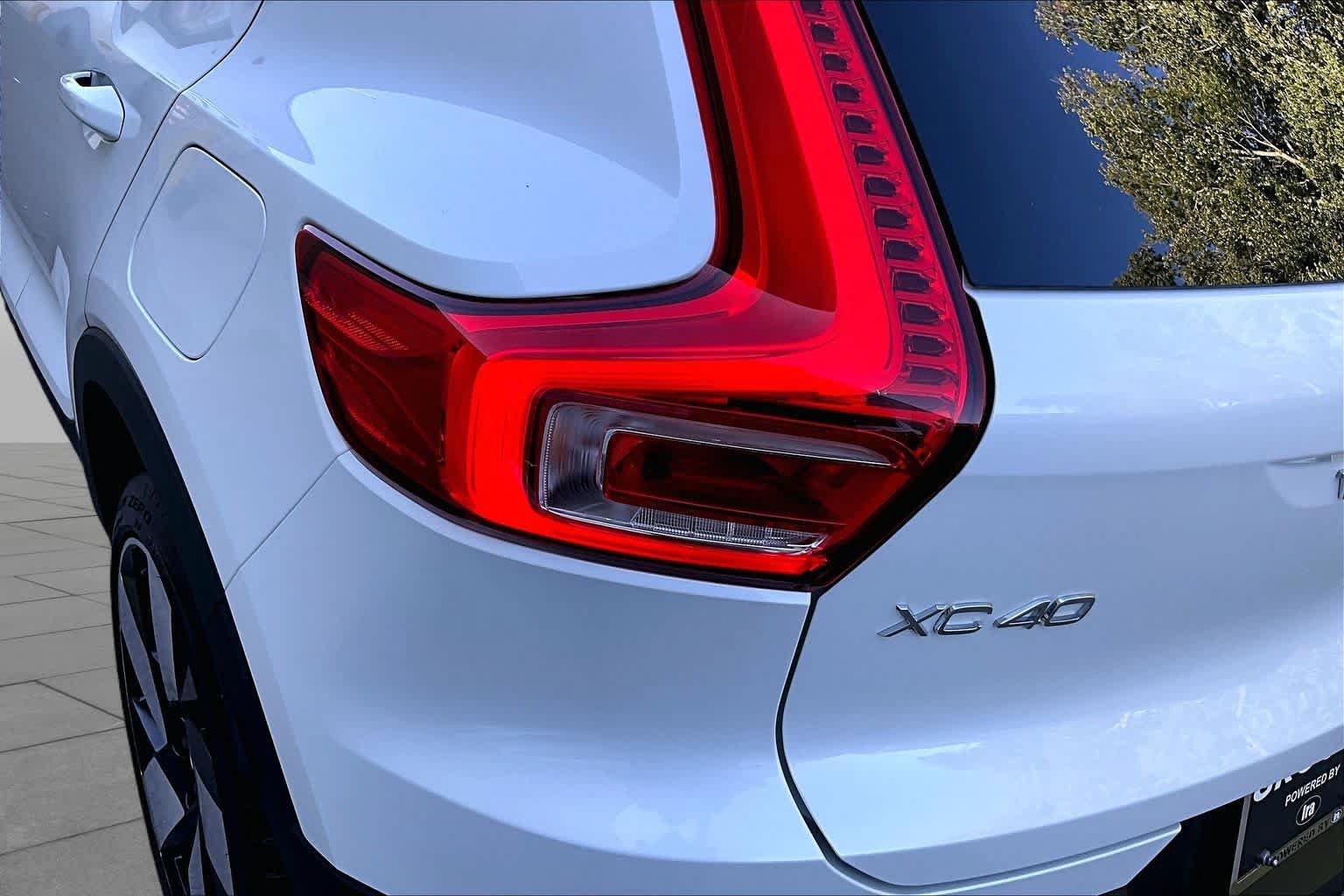 Used 2023 Volvo XC40 Recharge Core AWD/4WD image 26