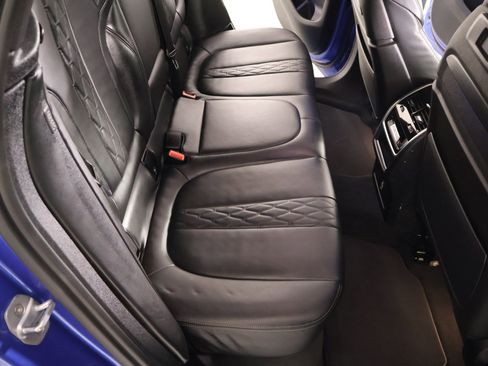 Used 2020 BMW X6 M50i w/ Premium Package AWD/4WD image 15