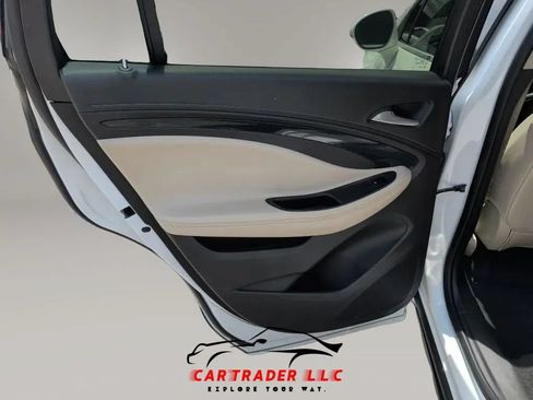 Used 2017 Buick Envision Essence FWD image 25