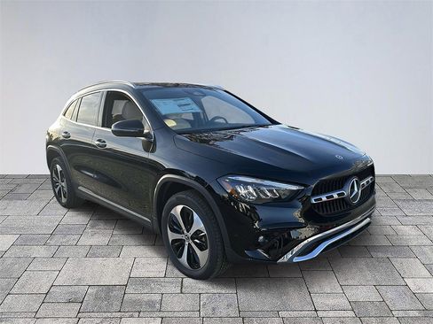 New 2025 Mercedes-Benz GLA 250 image 1