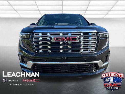 New 2026 GMC Acadia Denali image 8