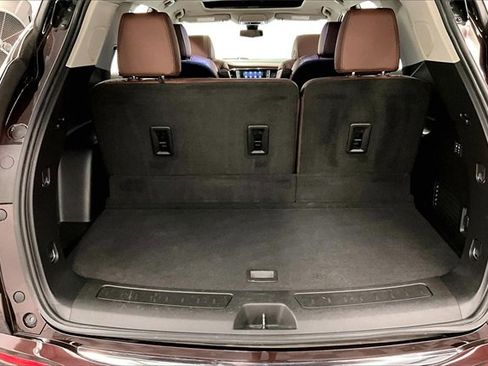 Used 2021 Buick Enclave Avenir image 40