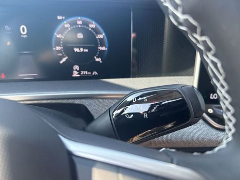 New 2025 Volkswagen Tiguan S AWD/4WD image 27